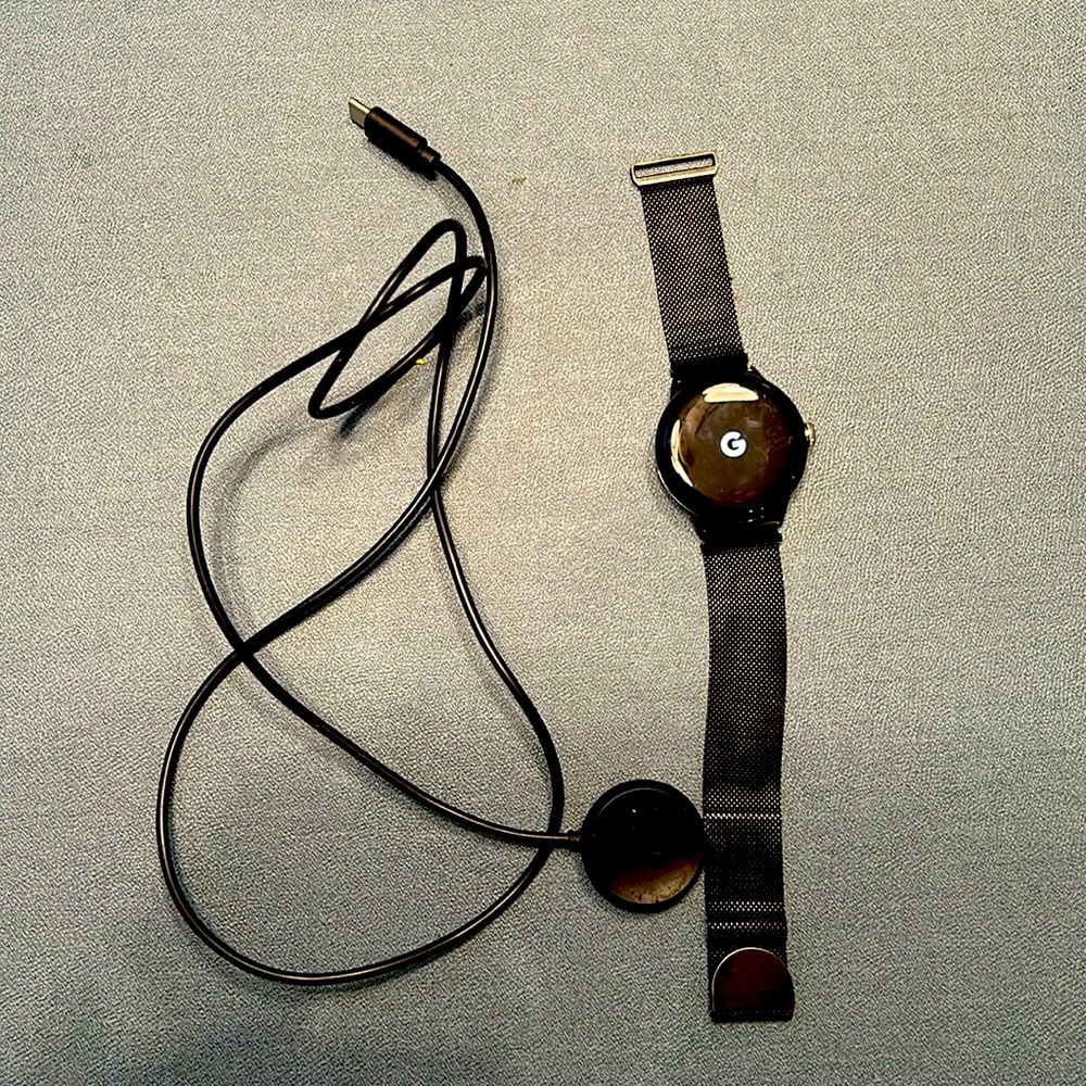 Google Pixel Watch (Charcoal)